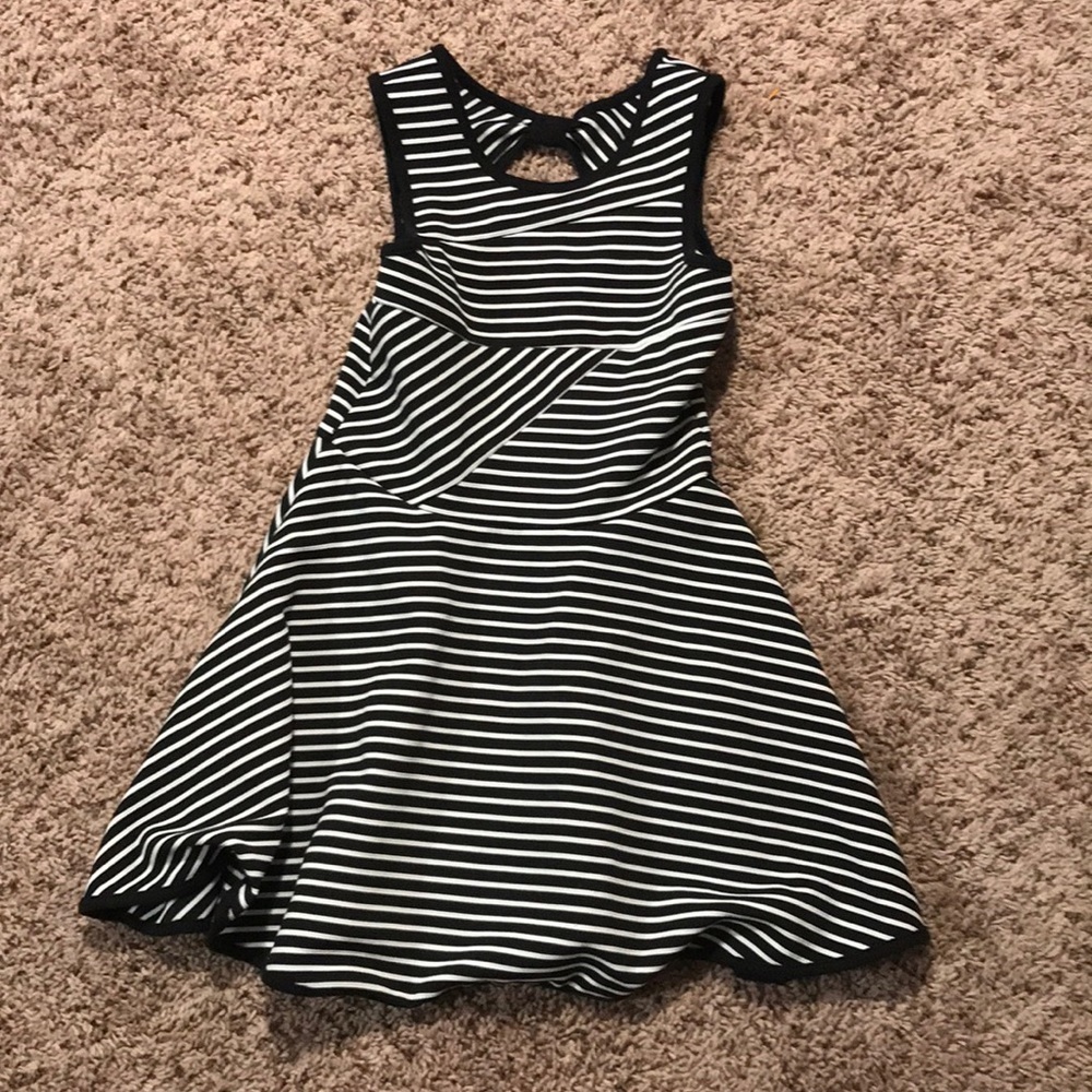 Girl’s Emily West dress
